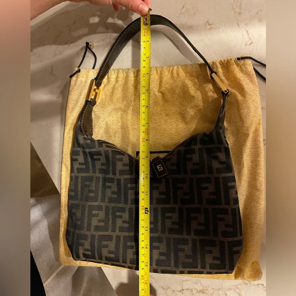 Authenticated Fendi Zucca Vintage Y2K Shoulder Purse Excellent Condition - Picture 13 of 16